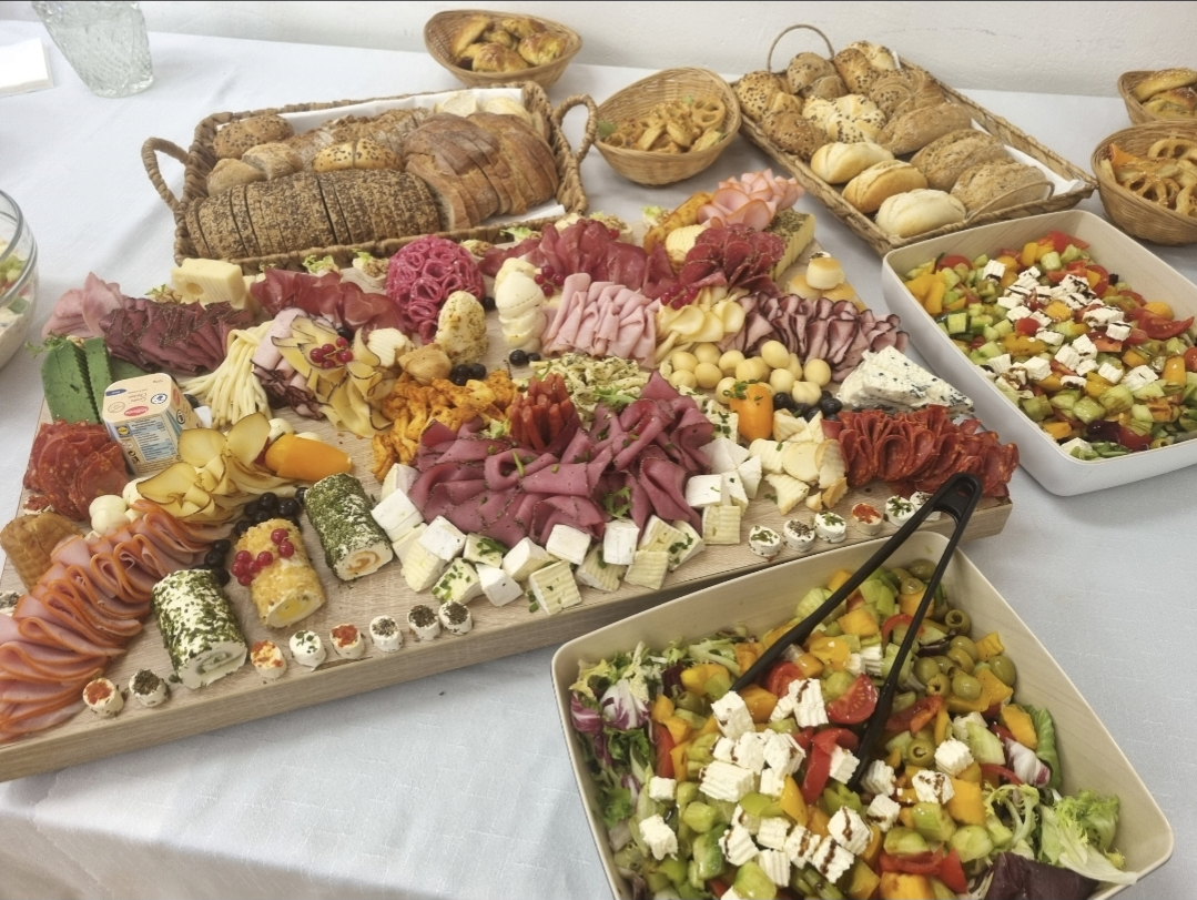 CATERING – Kompletné a cenovo dostupné stravovacie služby